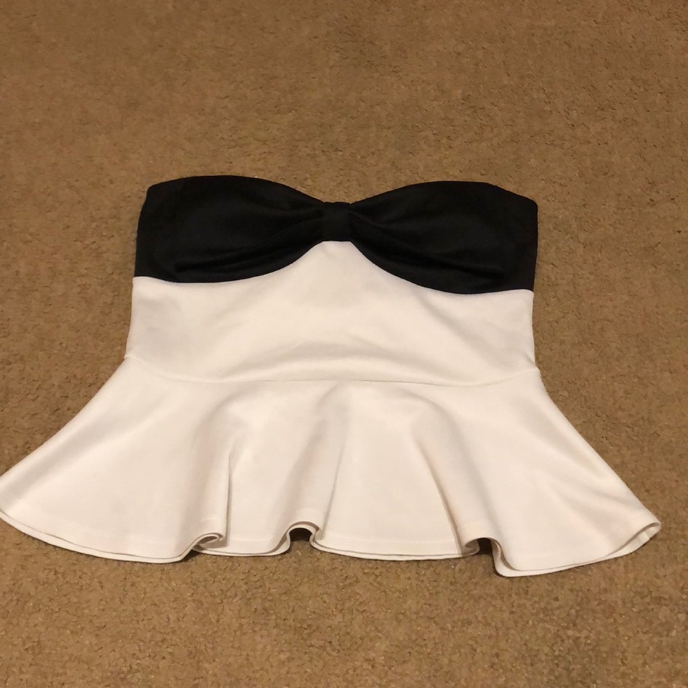 Strapless bow top